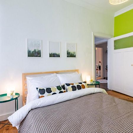 Colorful Flat With Excellent Location Near Trendy Attractions In Kadikoy Apartment Istanbul Exterior photo